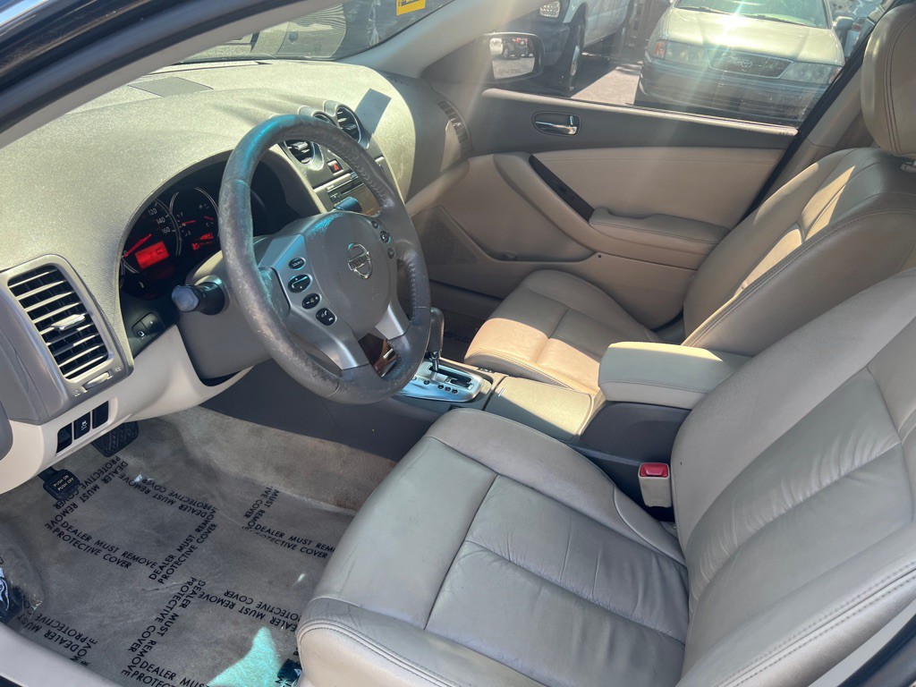 2012 Nissan Altima Image 11