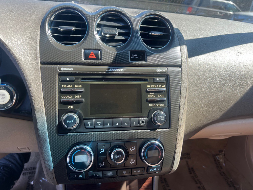 2012 Nissan Altima Image 18
