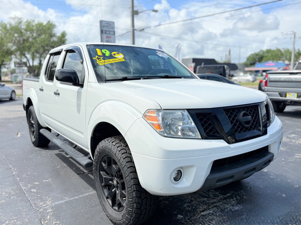 2019 Nissan Frontier Image 1