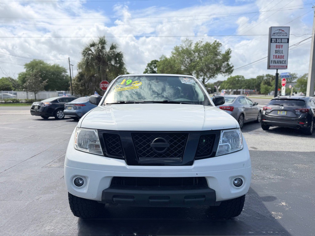 2019 Nissan Frontier Image 2