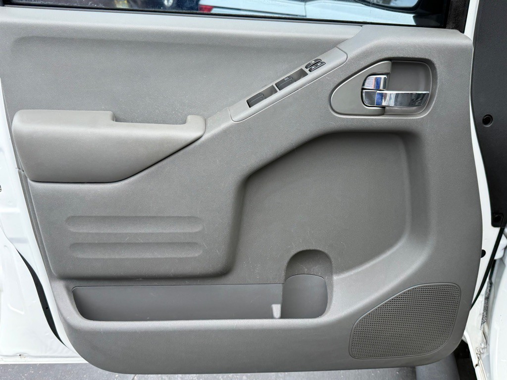 2019 Nissan Frontier Image 8