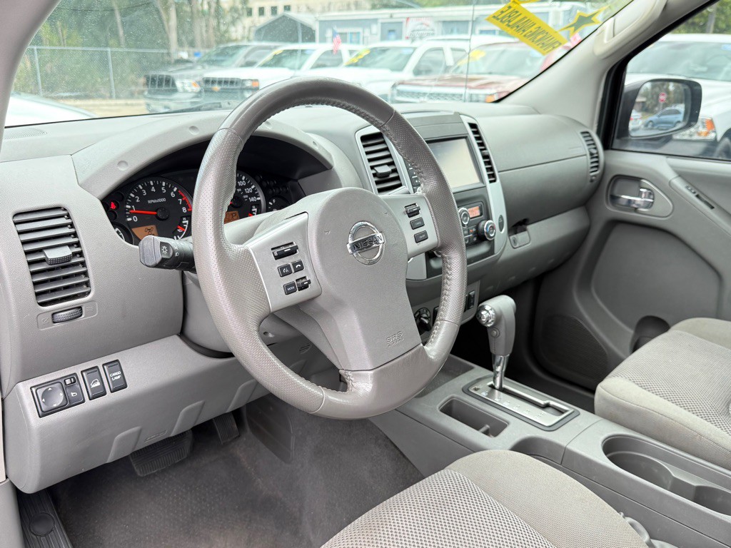 2019 Nissan Frontier Image 10