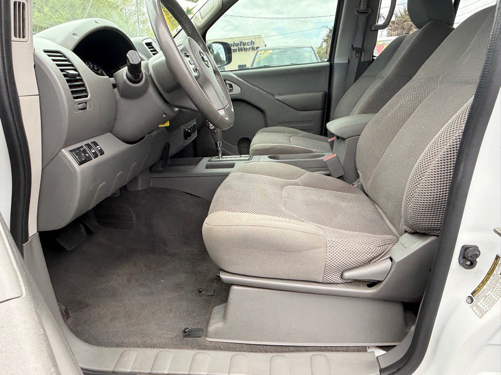 2019 Nissan Frontier Image 11