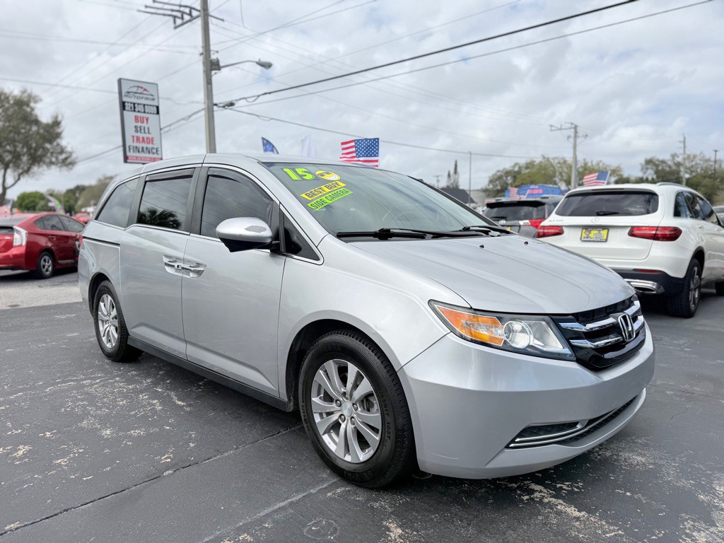 2015 Honda Odyssey Image 1