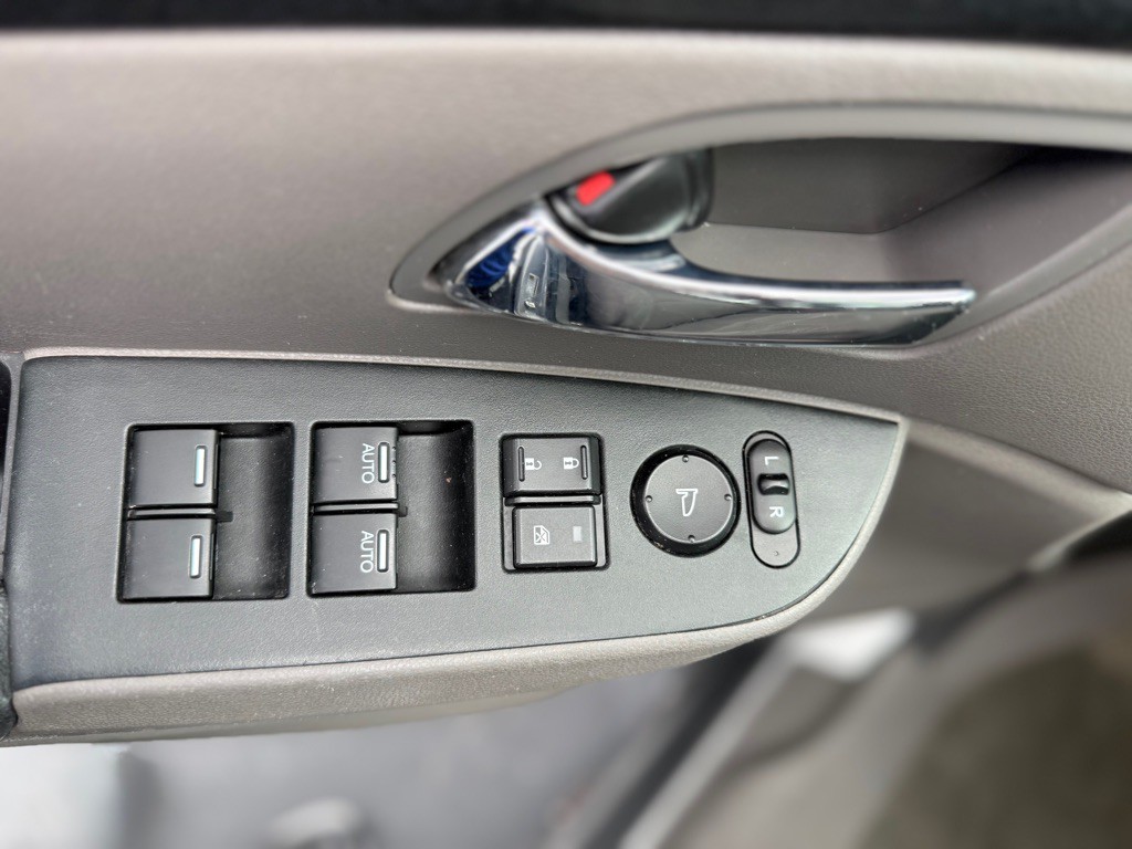 2015 Honda Odyssey Image 11