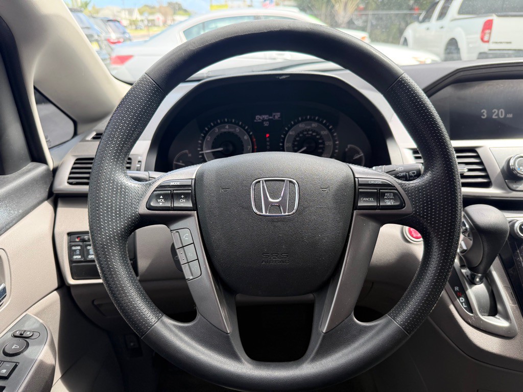 2015 Honda Odyssey Image 15