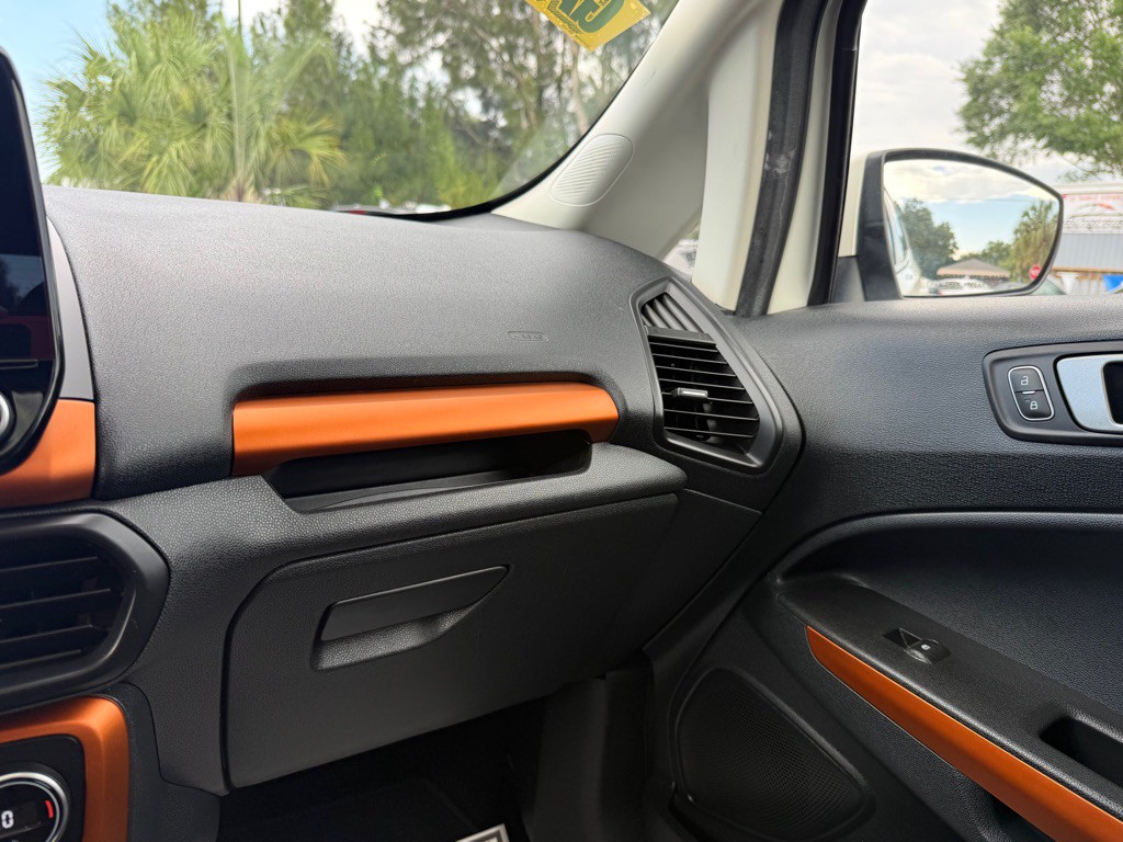2021 Ford Econoline Image 20