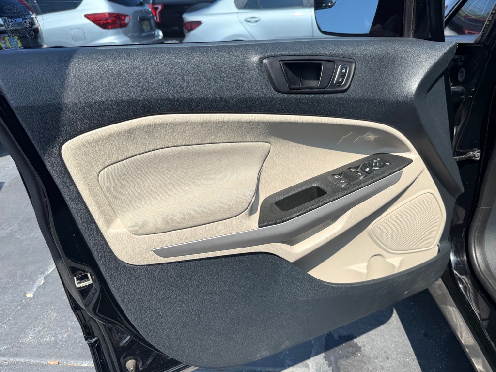 2018 Ford Econoline Image 8