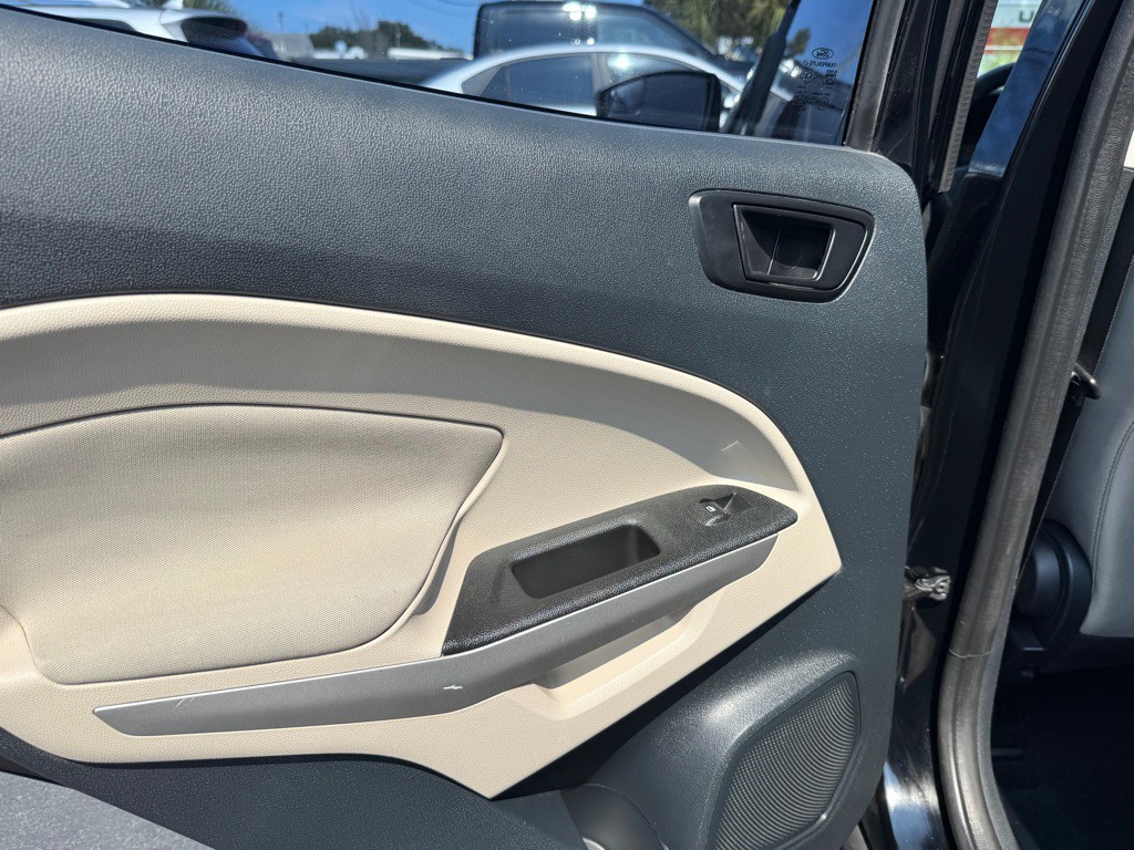 2018 Ford Econoline Image 23