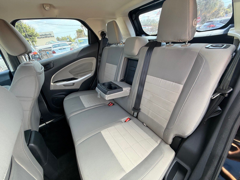 2018 Ford Econoline Image 24