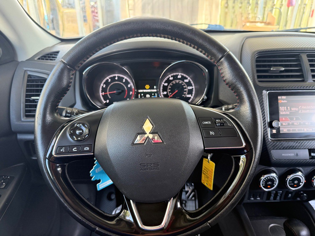 2019 Mitsubishi Outlander Image 13