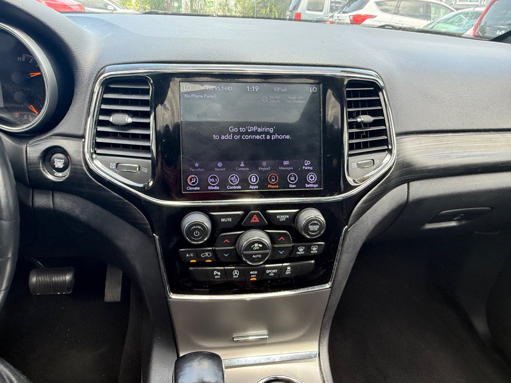2020 Jeep Grand Cherokee Image 17