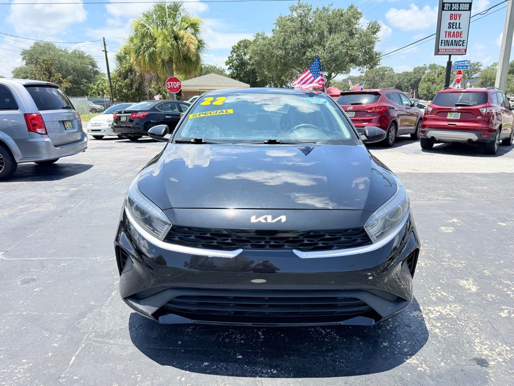 2022 Kia Forte Image 2