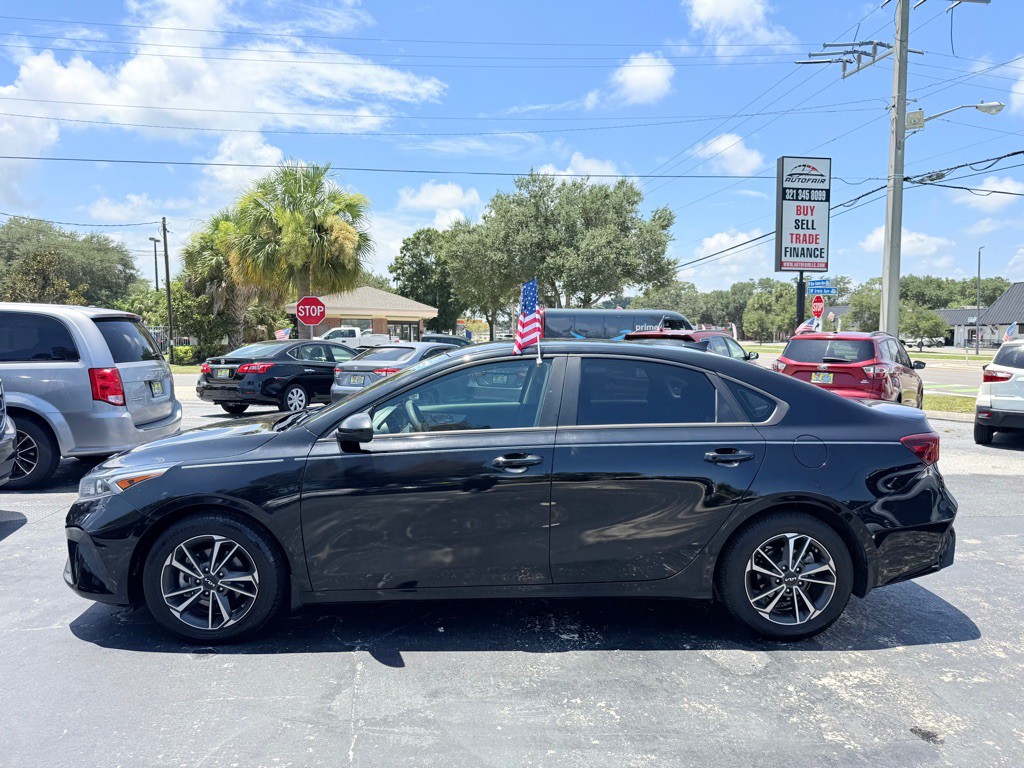 2022 Kia Forte Image 3