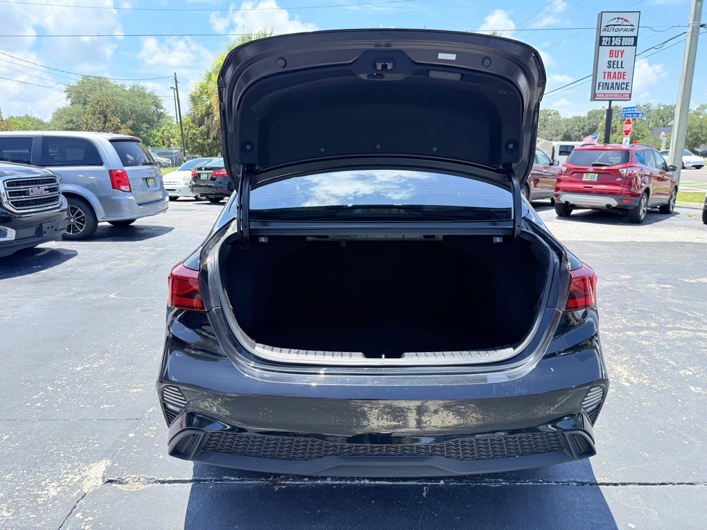2022 Kia Forte Image 7