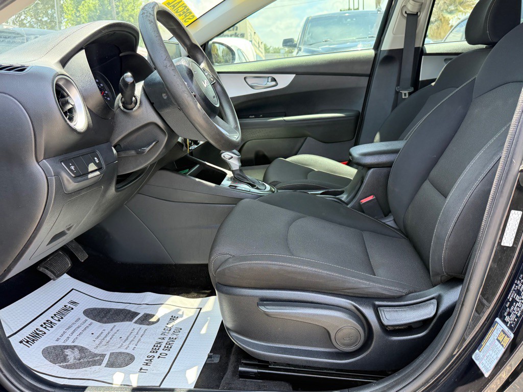 2022 Kia Forte Image 10