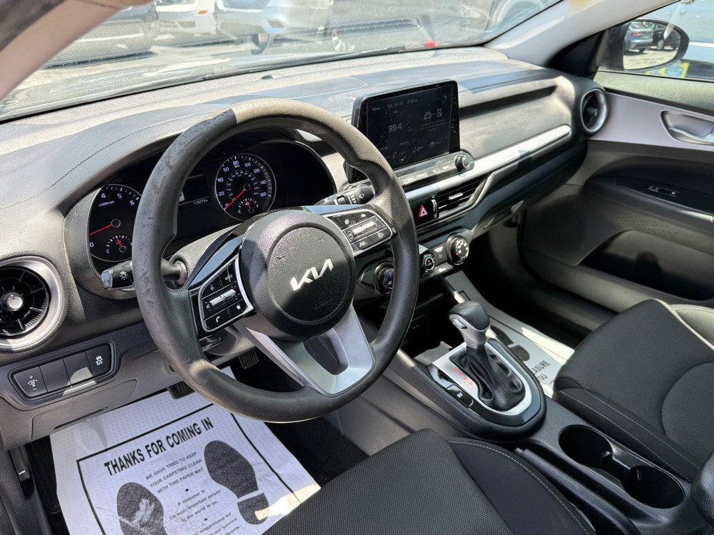 2022 Kia Forte Image 11