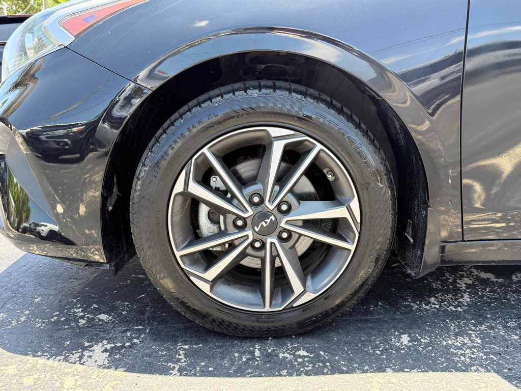 2022 Kia Forte Image 30