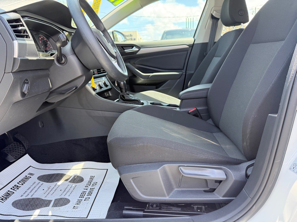2019 Volkswagen Jetta Image 11