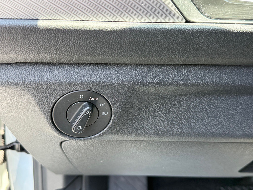 2019 Volkswagen Jetta Image 12