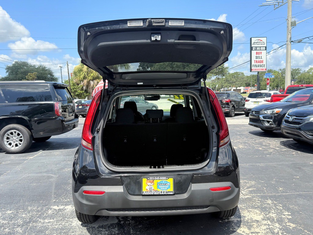 2022 Kia Soul Image 6