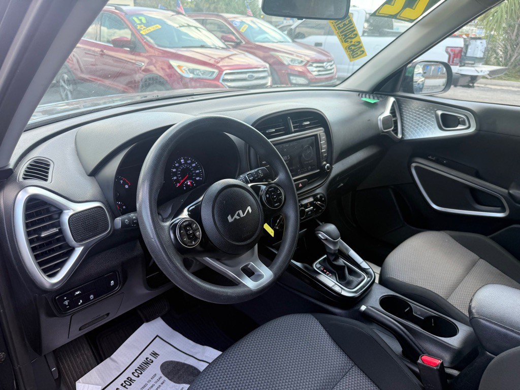 2022 Kia Soul Image 12