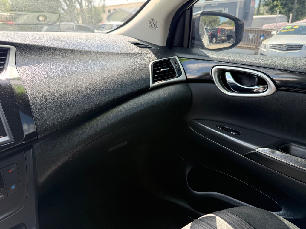 2019 Nissan Sentra Image 23