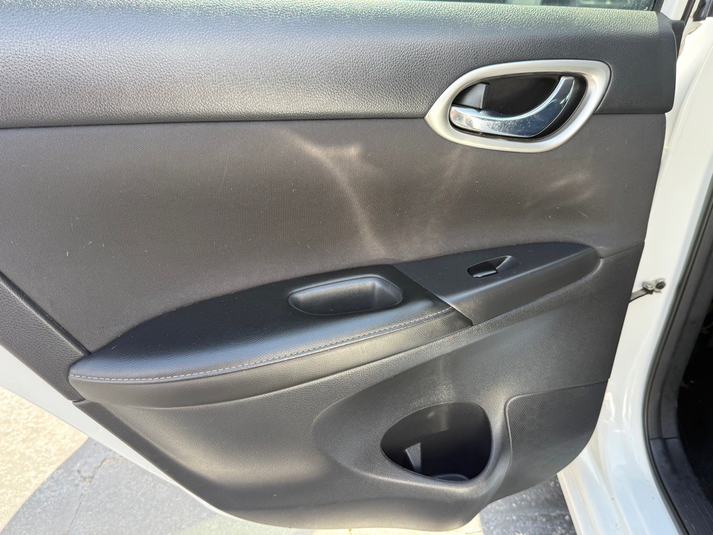 2019 Nissan Sentra Image 25