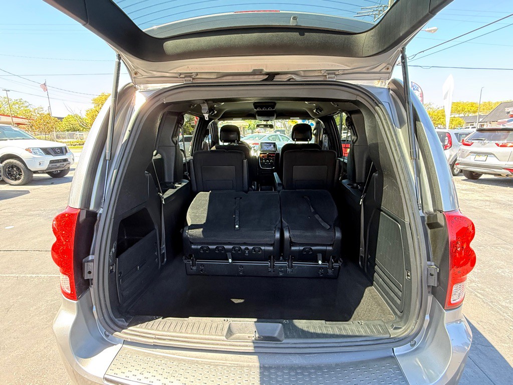 2016 Dodge Grand Caravan Image 10