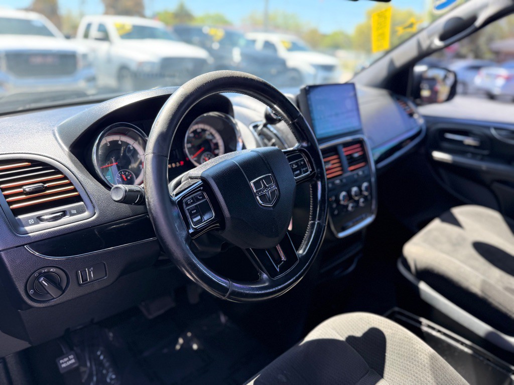 2016 Dodge Grand Caravan Image 14