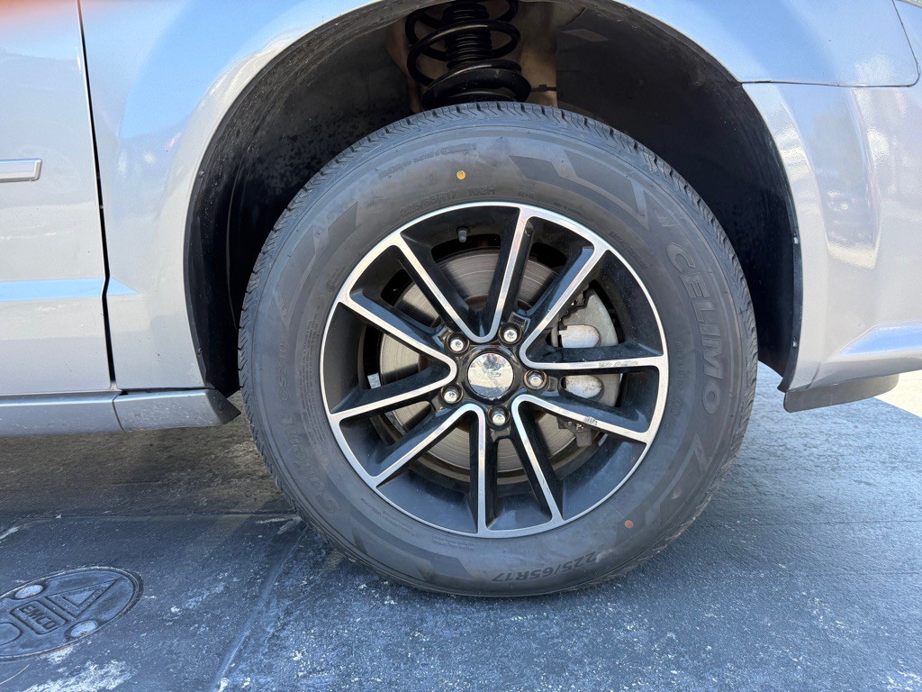 2016 Dodge Grand Caravan Image 25