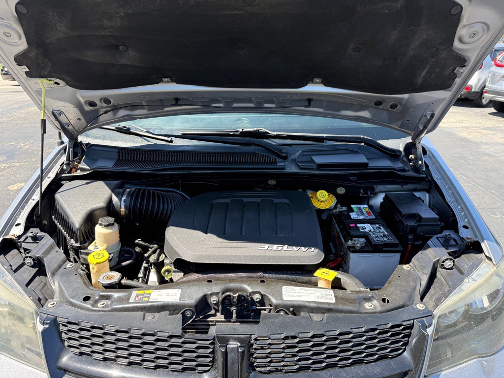 2016 Dodge Grand Caravan Image 29