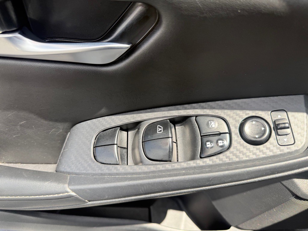 2021 Nissan Sentra Image 10