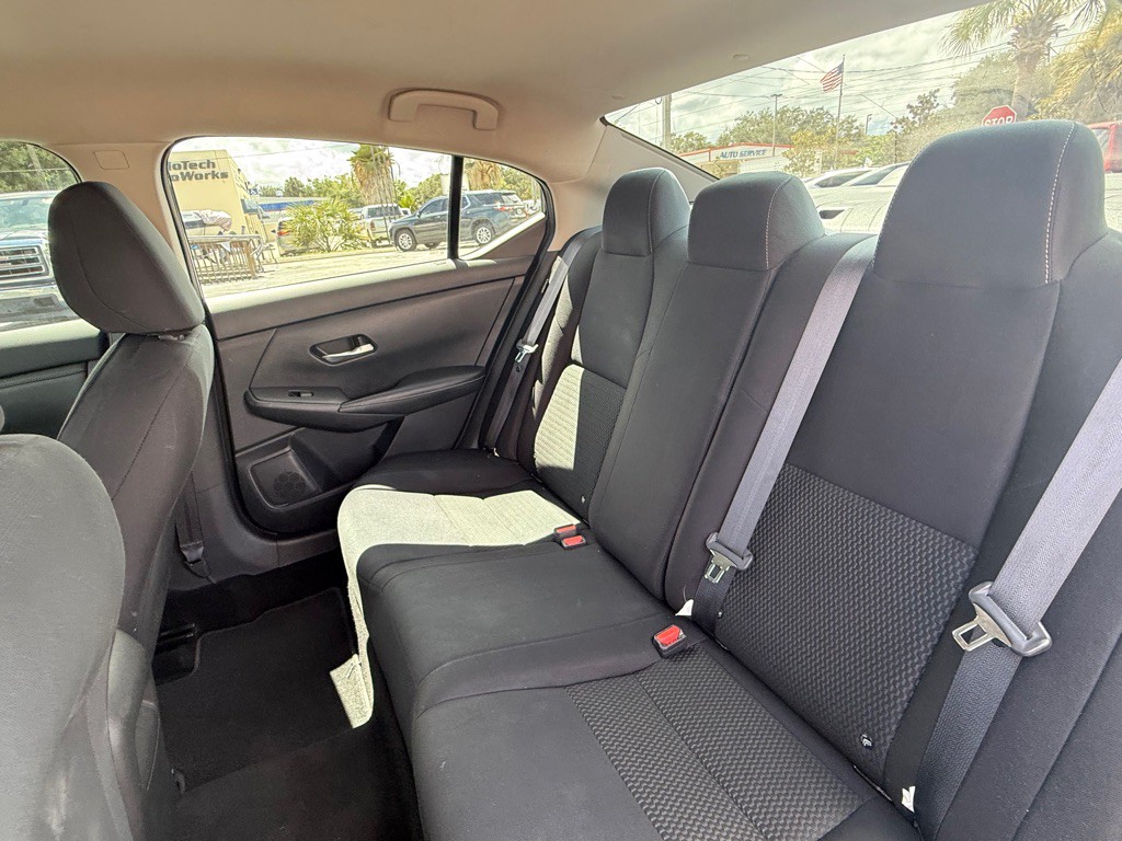 2021 Nissan Sentra Image 24