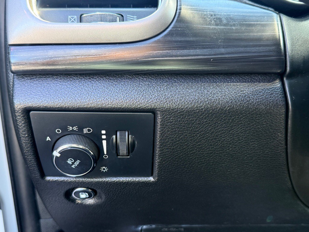 2021 Jeep Grand Cherokee Image 12