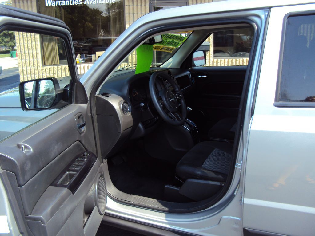 2016 Jeep Patriot Image 7