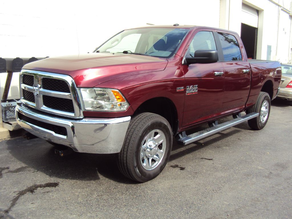 2017 RAM 2500 Image 3