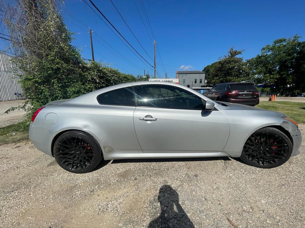 2012 INFINITI G37 Image 4
