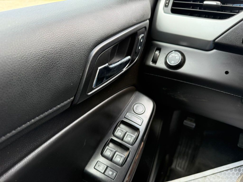 2016 Chevrolet Tahoe Image 9