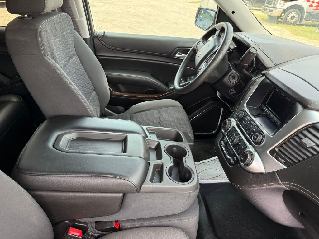 2016 Chevrolet Tahoe Image 17