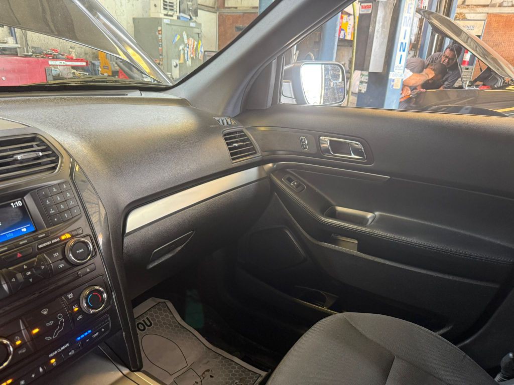 2018 Ford Explorer Image 20