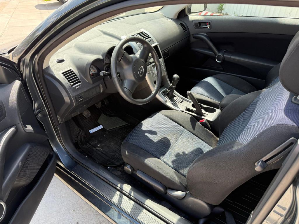 2005 Scion tC Image 14