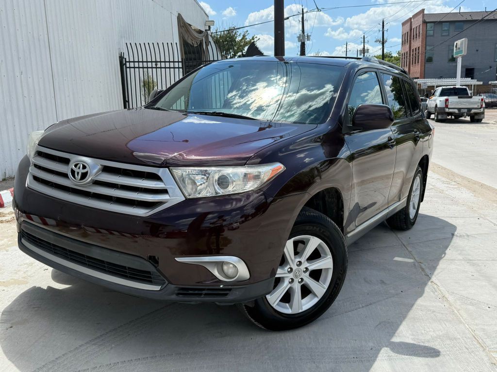 2012 Toyota Highlander Image 1