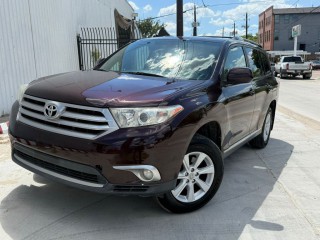 Image for 2012 Toyota Highlander BASE ID: 6709989