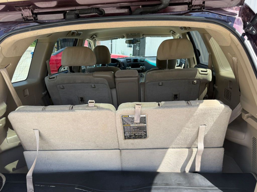 2012 Toyota Highlander Image 13