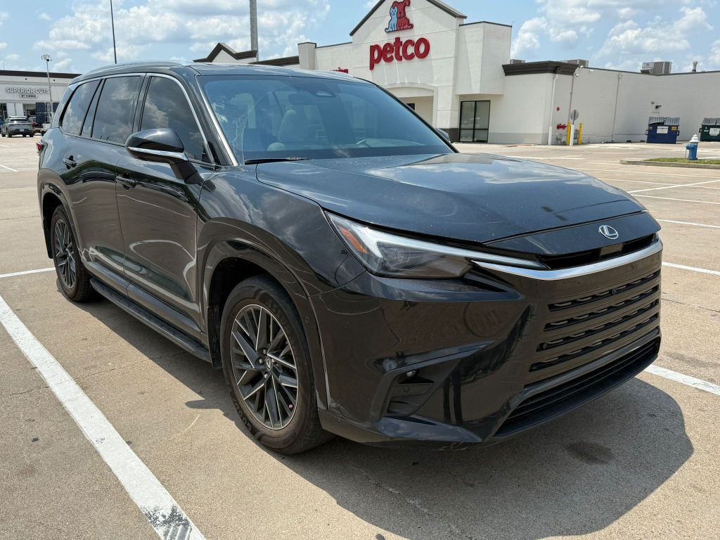2024 Lexus TX Image 3
