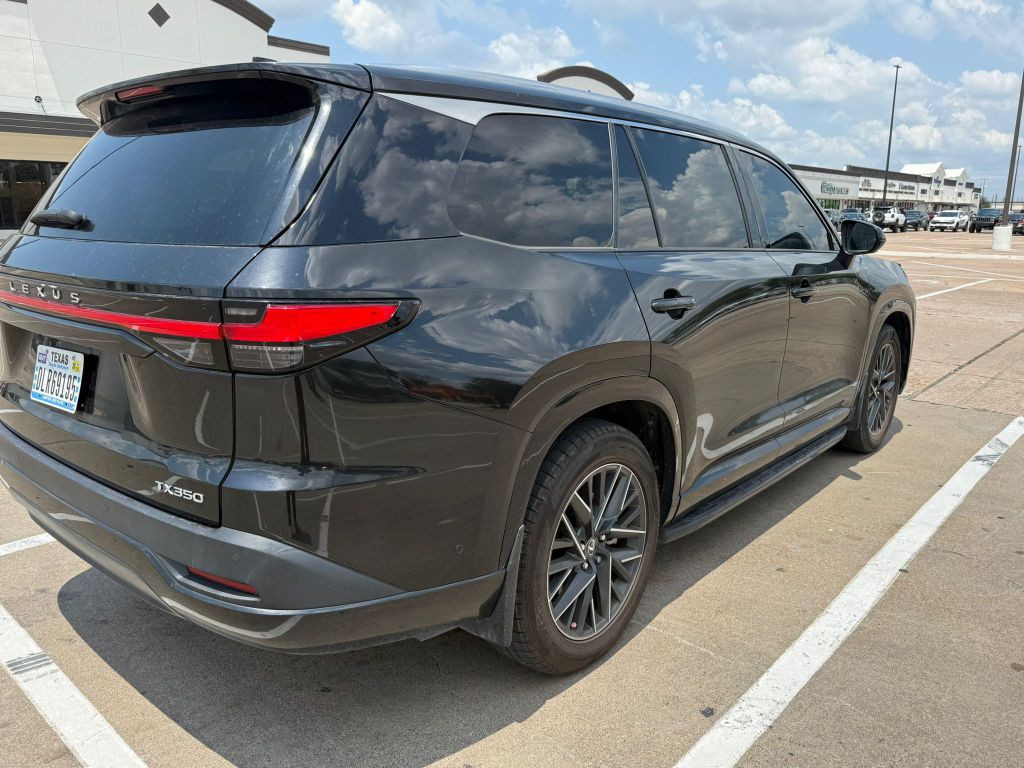 2024 Lexus TX Image 9