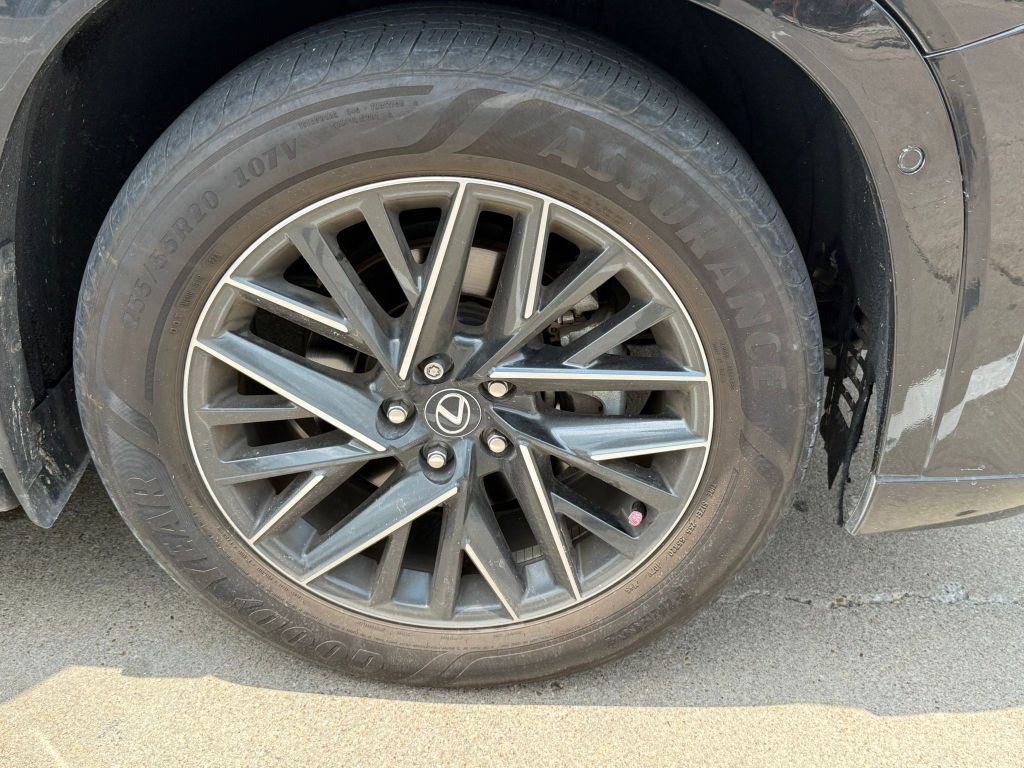 2024 Lexus TX Image 10