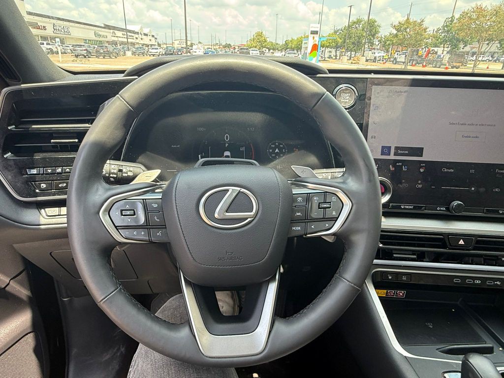 2024 Lexus TX Image 11