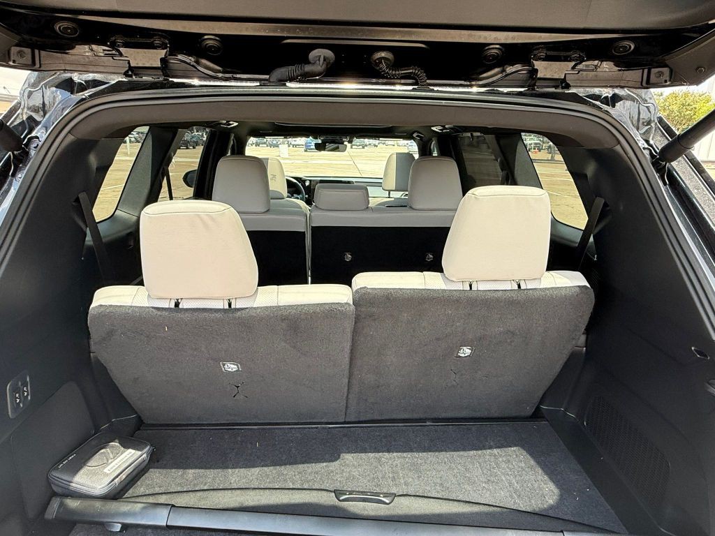 2024 Lexus TX Image 22